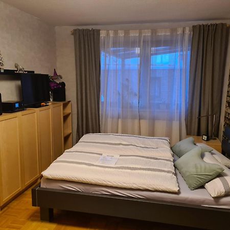 Gemuetliche Wohnung Koelner Norden Bagian luar foto